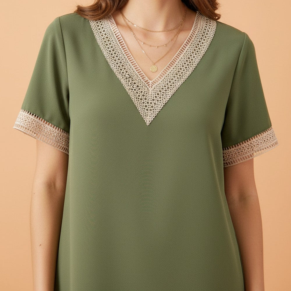 Contrast Lace Trim V-Neck Short Sleeve Blouse