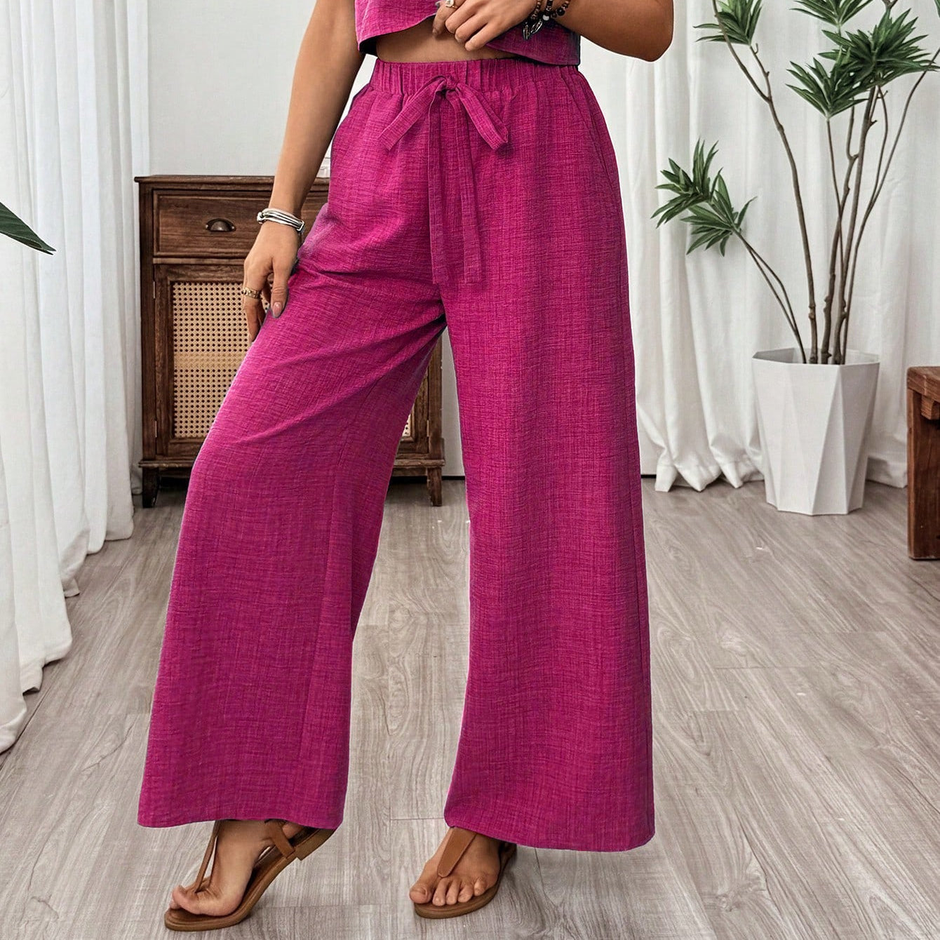 Women's Halter Neck Cropped Top & Wide-Leg Pants Two-Piece Set