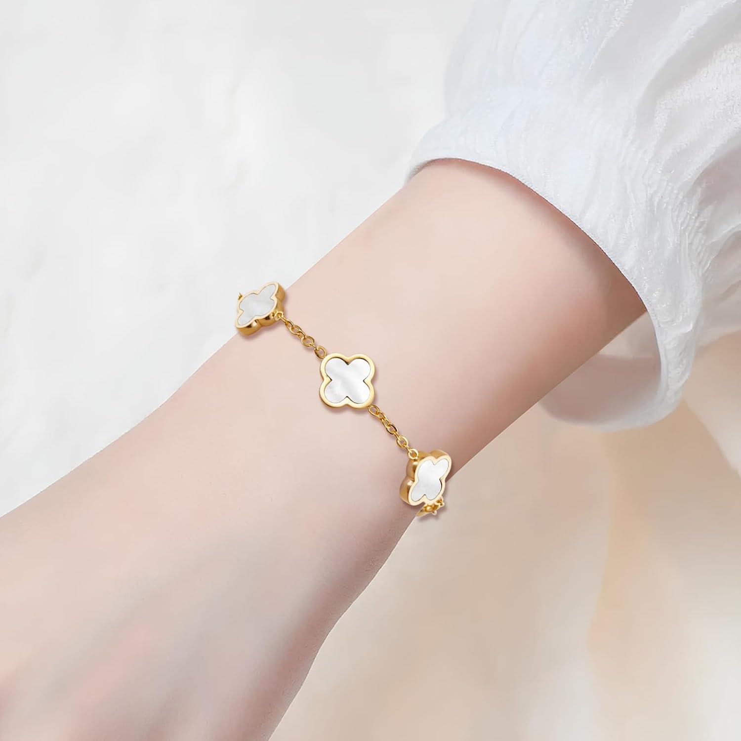 18K Gold Plated Lucky Clover Jewelry Set Black White and Red Four Leaf Clove Bracelet Necklace and Earrings Fashion Birthday Gifts for Women