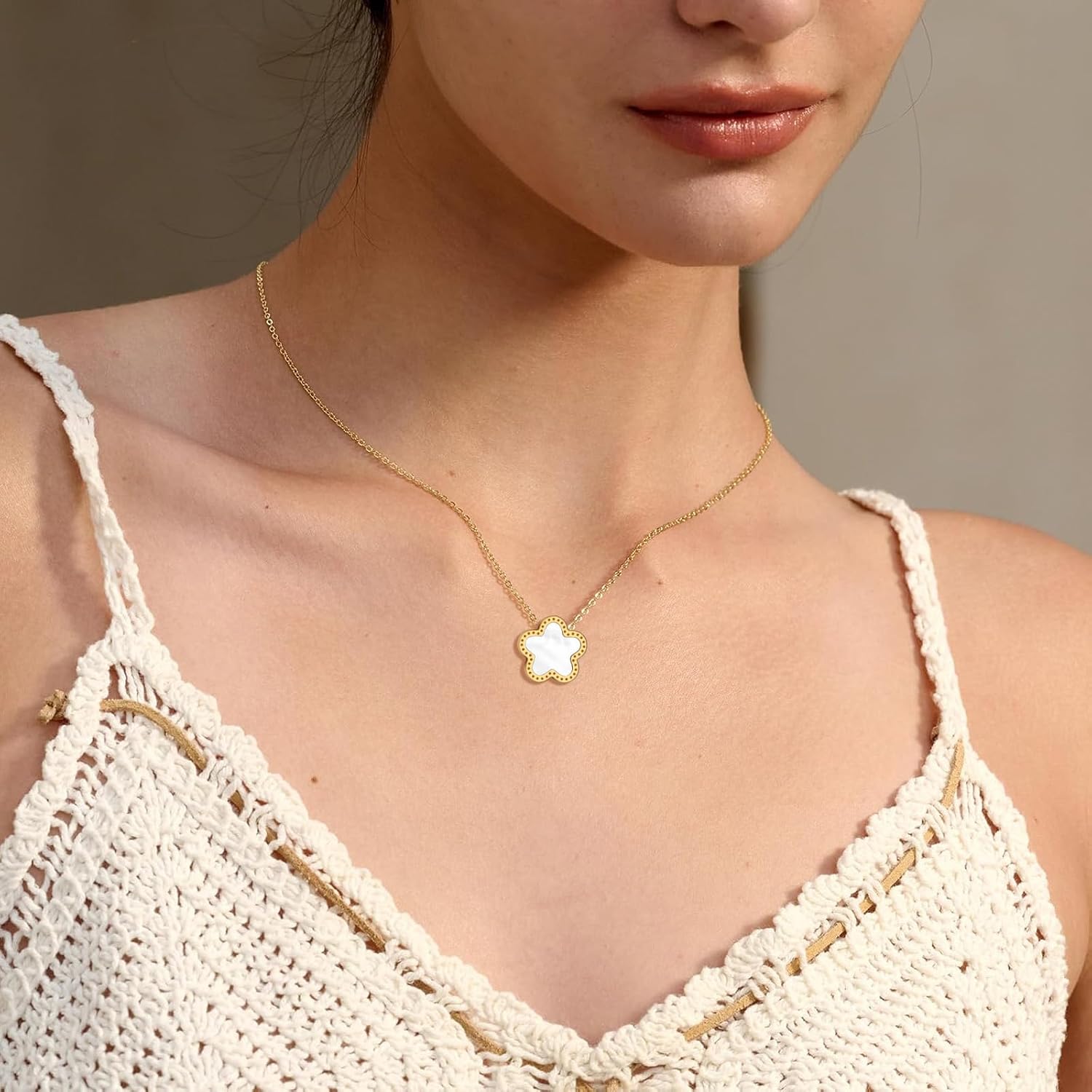 Lucky Clover Jewelry Set 18K Gold Plated Five Leaf Clover Necklace Bracelet Earrings Set Flower Jewelry Sets Birthday Gifts for Women