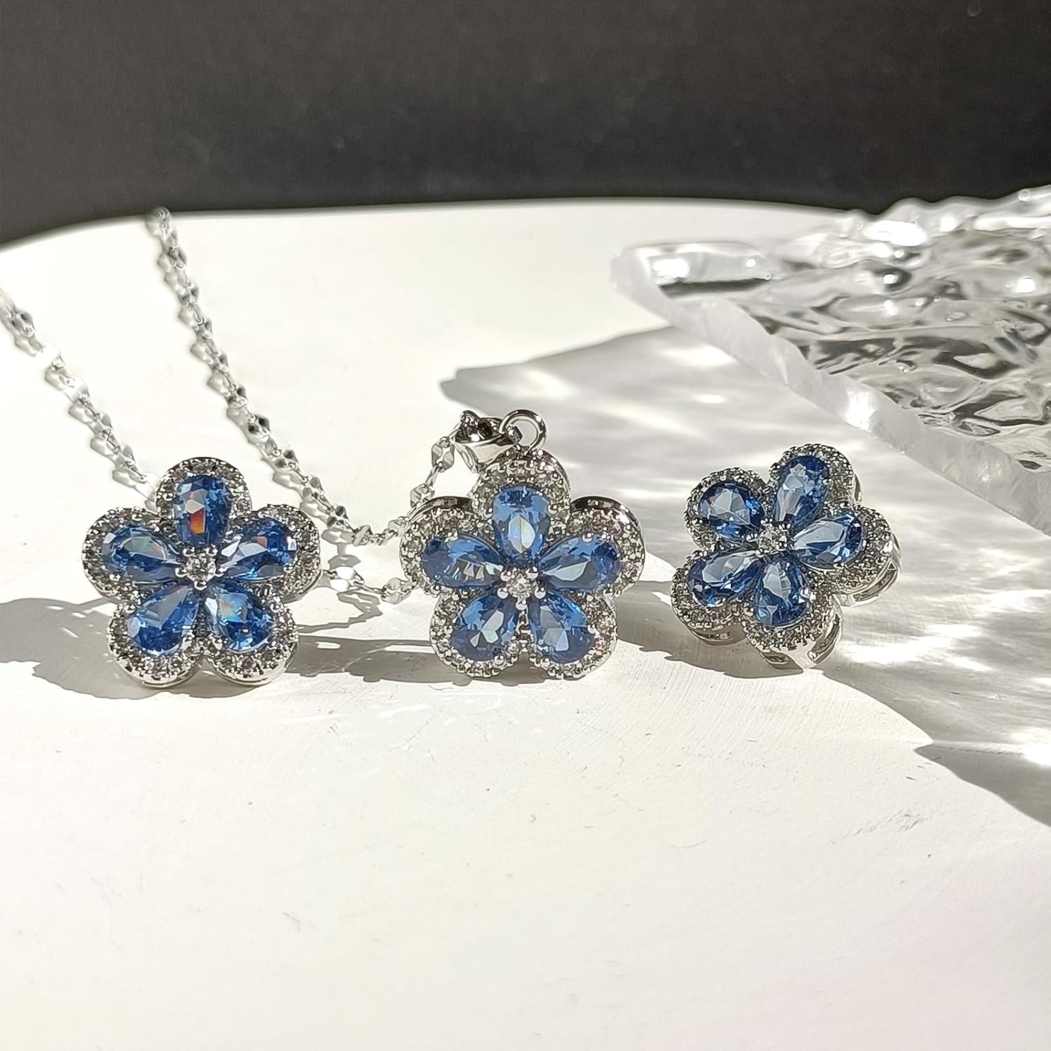 Delicate Zircon Flower Necklace Earrings Jewelry Set - 18K Gold Plated Stainless Steel Lip Chain Choker S925 Silver Needles Stud Earrings for Women, Luxury Accessories Gifts, Packed with Box