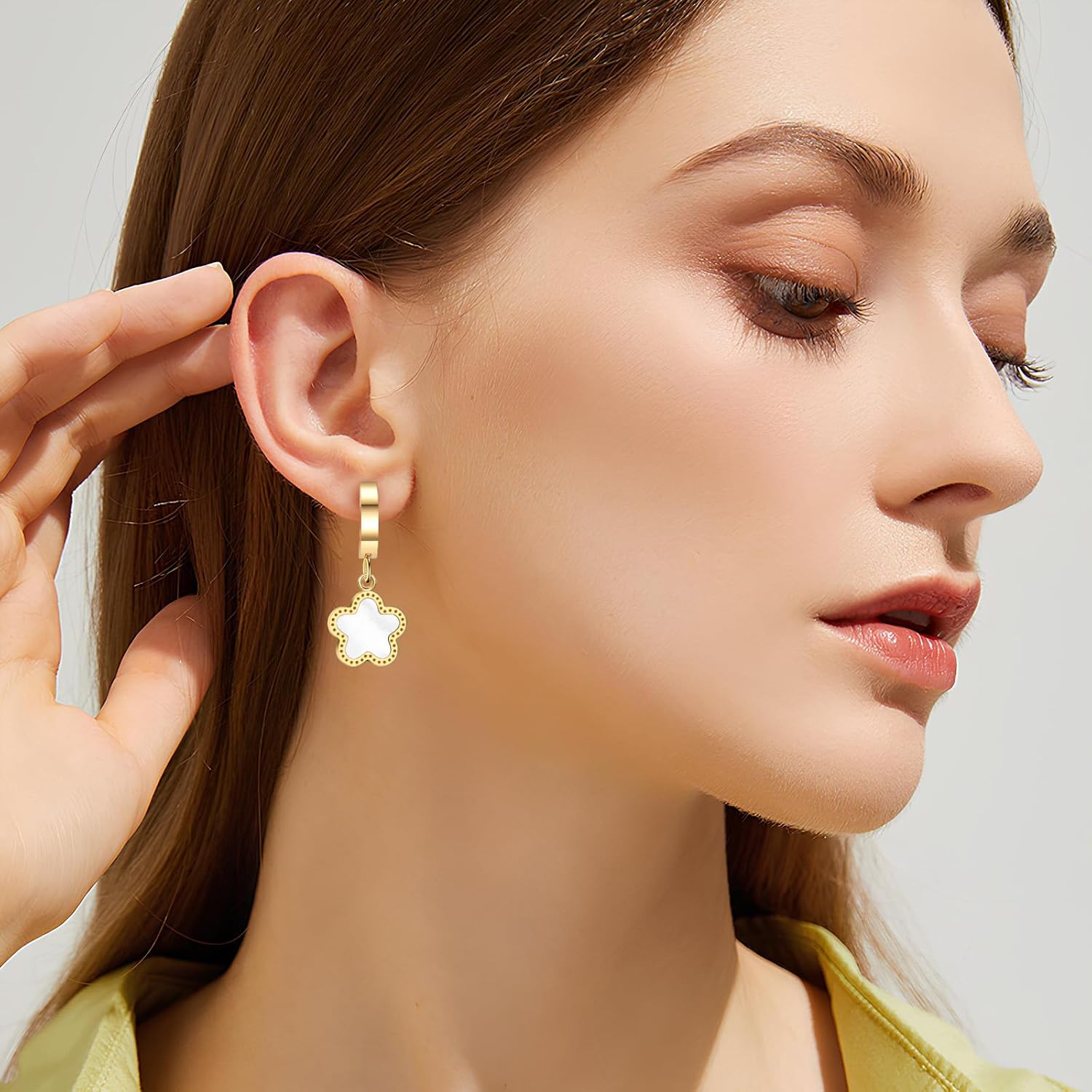 Lucky Clover Jewelry Set 18K Gold Plated Five Leaf Clover Necklace Bracelet Earrings Set Flower Jewelry Sets Birthday Gifts for Women