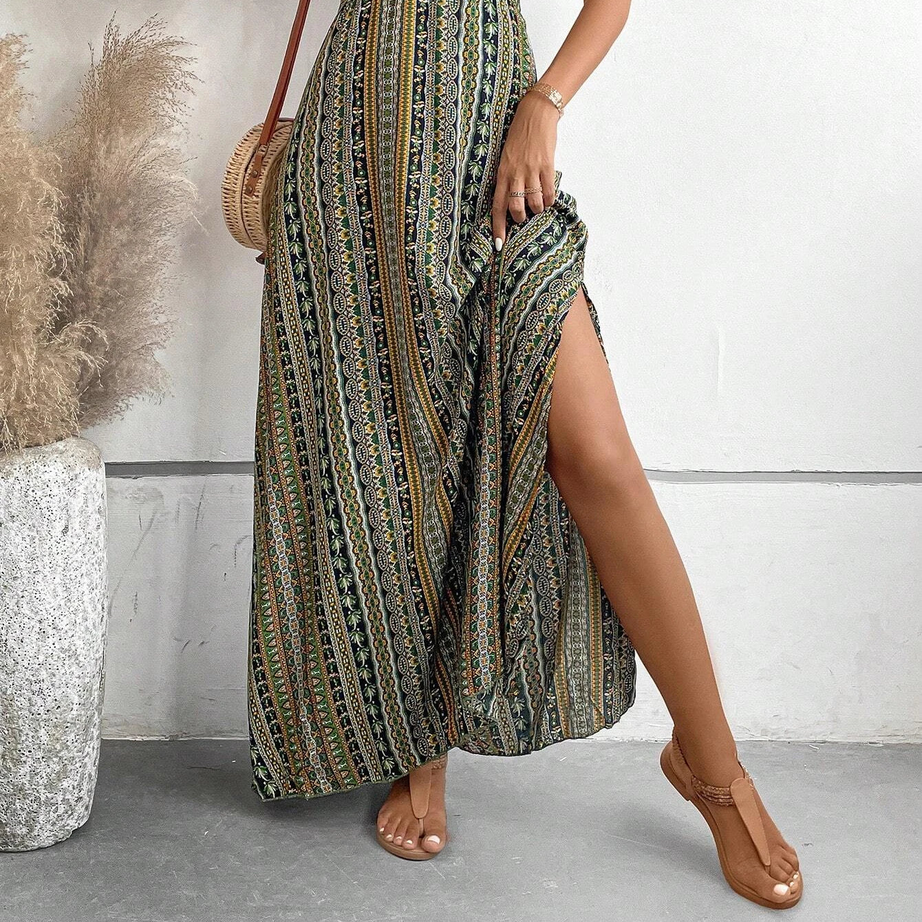 Women's Summer Ethnic Pattern Backless Split Thigh Dress Ladies Summer Clothes Boho Fashion Frill Trim Long Dress for Beach