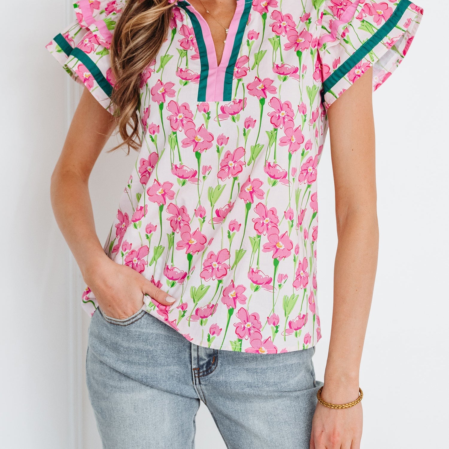 Floral Contrast Trim V-Neck Ruffle Short Sleeve Blouse