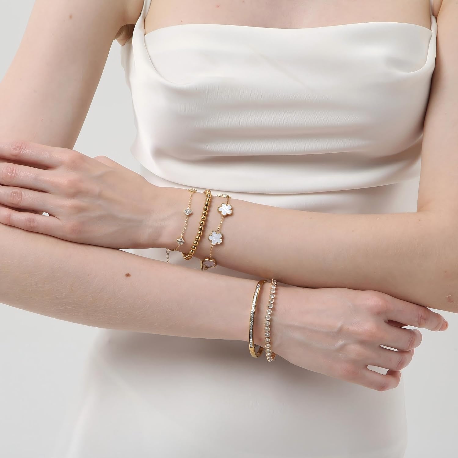 18K Gold Plated Clover Bracelet Set for Women - Four Leaf Lucky Clover Stackable Bracelets, Adjustable Beaded Chain Jewelry, Trendy Birthday Gift for Her