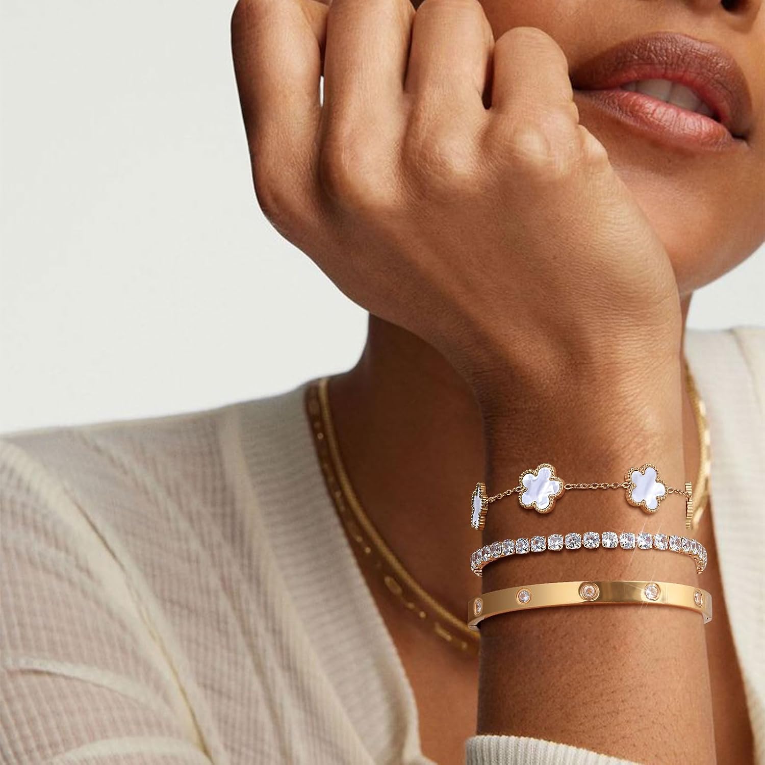 Womens Stackable Floral Gold Bracelets - 3Pcs 18K Gold Plated Bracelet,Stainless Steel Bangle Bracelets Non Tarnish, Gold Bracelet Set Trendy Jewelry,Christmas Valentines Birthday Gifts for Girlfriend