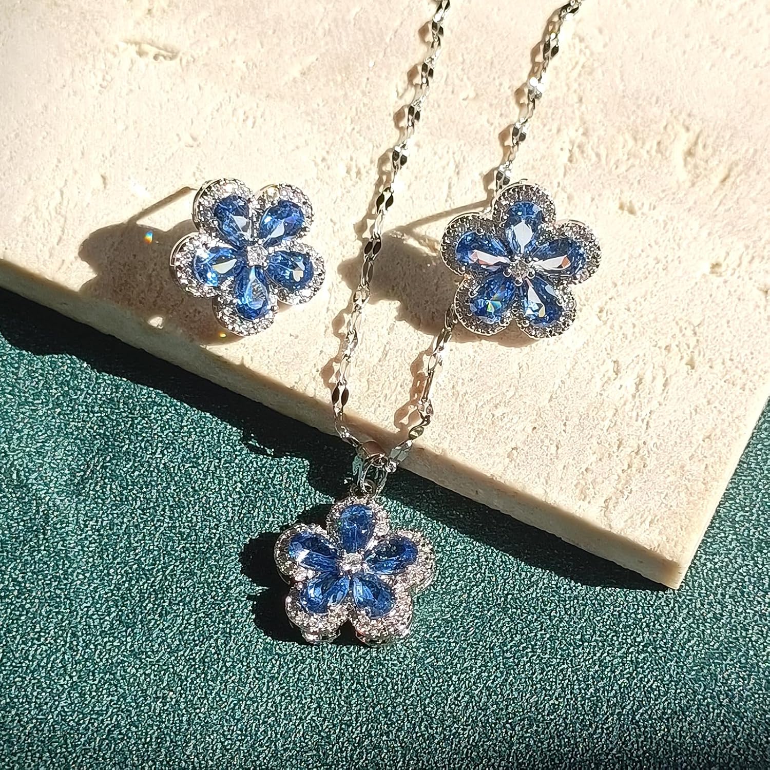 Delicate Zircon Flower Necklace Earrings Jewelry Set - 18K Gold Plated Stainless Steel Lip Chain Choker S925 Silver Needles Stud Earrings for Women, Luxury Accessories Gifts, Packed with Box